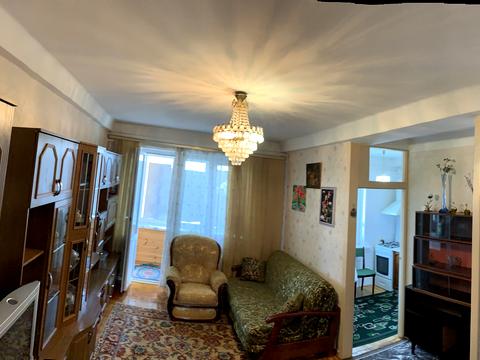 квартира за адресою Верховної Ради бульв., 27-Б