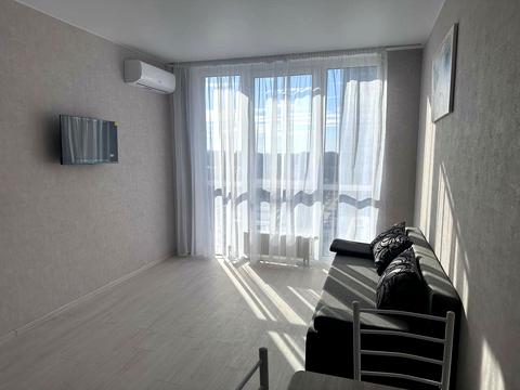 квартира за адресою Віктора Некрасова вул. (Північно-Сирецька), 10