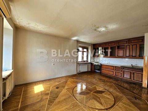 квартира за адресою Оболонська вул., 12