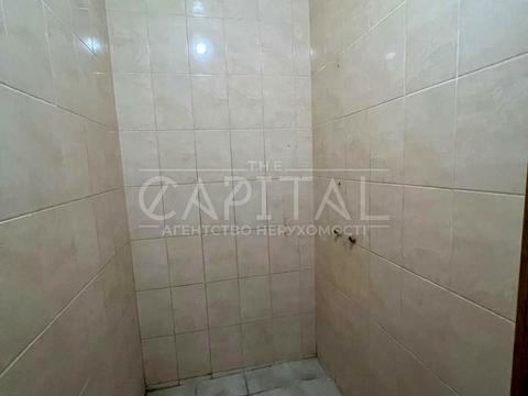 комерційна за адресою Федора Ернста вул., 4