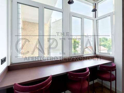 коммерческая по адресу Ивана Мазепы ул. (Январского Восстания), 3