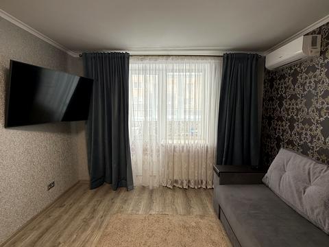 квартира за адресою Михайла Лушпи просп., 2/1