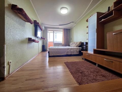 квартира за адресою Академіка Янгеля вул., 10