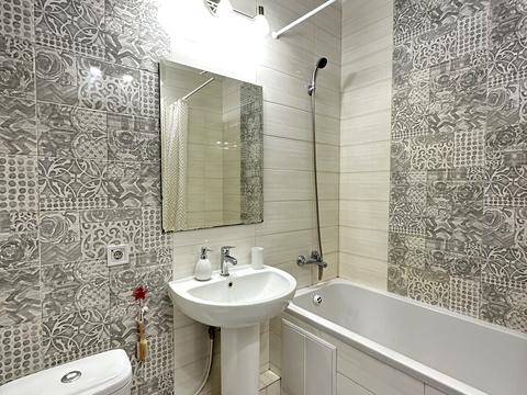 квартира за адресою Сім'ї Кульженків вул. (Петра Дегтяренка), 31-А