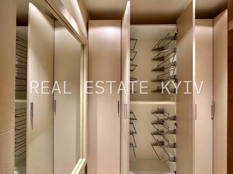 квартира по адресу Раисы Окипной ул., 18