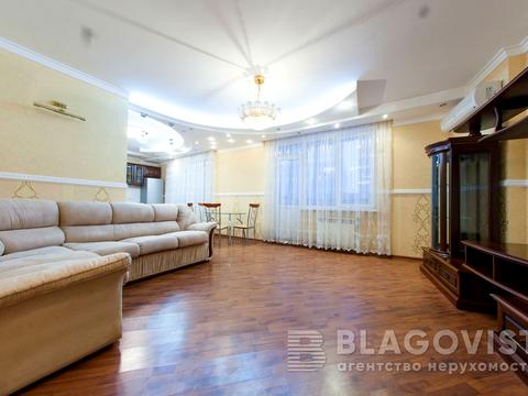 квартира за адресою Дніпровська набережна вул., 19-В