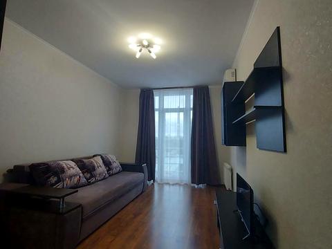 квартира за адресою Сім'ї Кульженків вул. (Петра Дегтяренка), 31-А