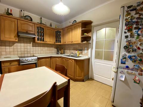 квартира за адресою Срібнокільська вул., 16