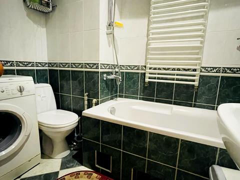 квартира за адресою Миколи Зерова вул., 11