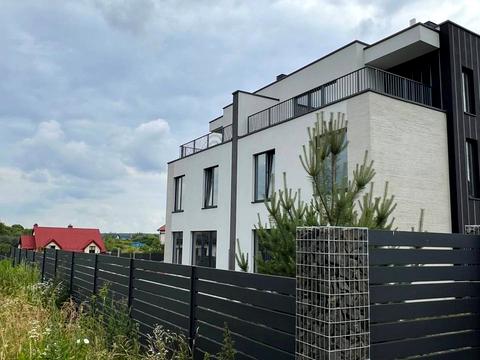 будинок за адресою Шкільна вул.