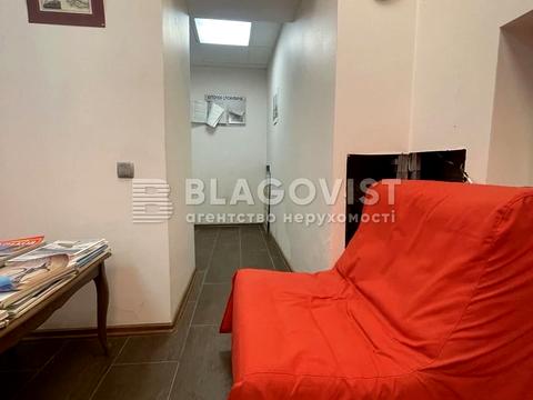 комерційна за адресою Євгена Чикаленка вул. (Пушкінська), 32-Б