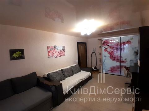 квартира за адресою Ґарета Джонса вул. (Сім'ї Хохлових), 1