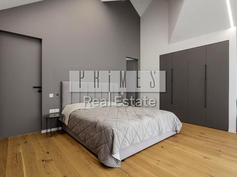 будинок за адресою Вишнева вул.