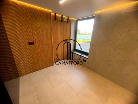 комерційна за адресою Зарічна вул., 1-Г