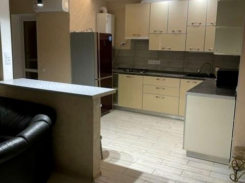 квартира за адресою Героїв Небесної Сотні просп., 18/8