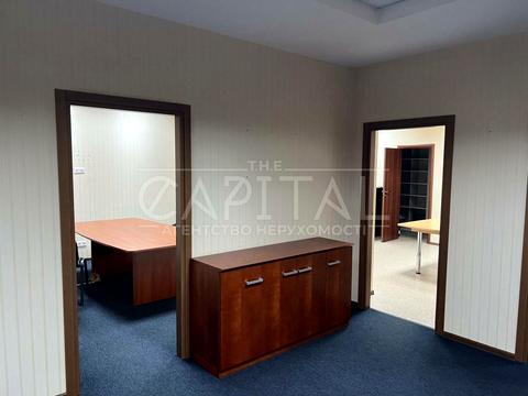 комерційна за адресою Ділова вул. (Димитрова), 5-Б