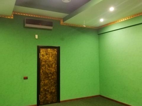 комерційна за адресою Героїв Майдану вул. (Театральна), 10
