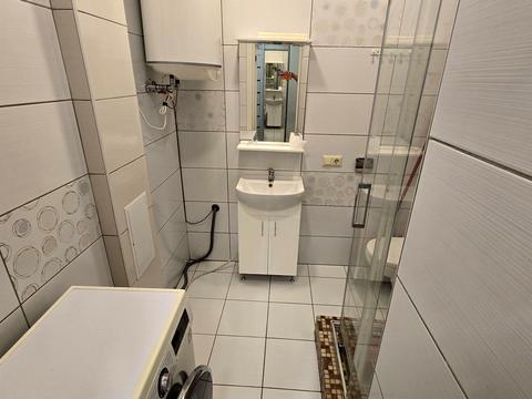 квартира за адресою Академіка Глушкова просп., 9-Д