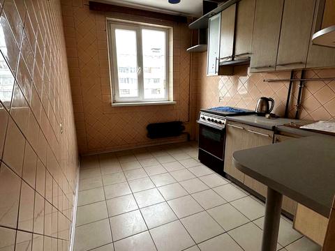 квартира по адресу Метростроителей ул., 25