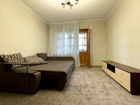 квартира за адресою Володимира Івасюка просп. (Героїв Сталінграду), 60