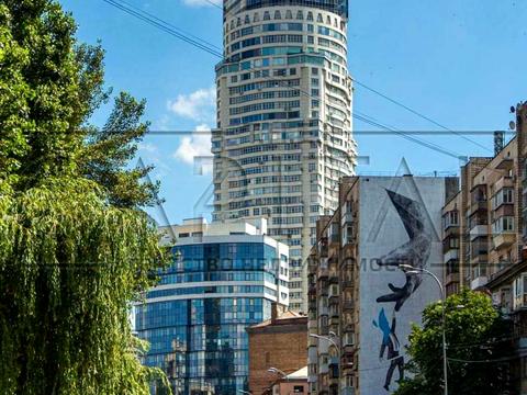 комерційна за адресою Кловський узвіз (Кловський), 7