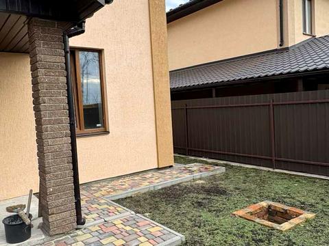 будинок за адресою провулок річковий