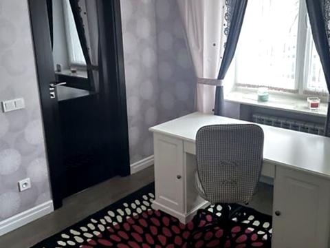 квартира за адресою Євгена Коновальця вул. (), 21