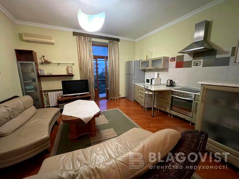 квартира за адресою Рейтарська вул., 30