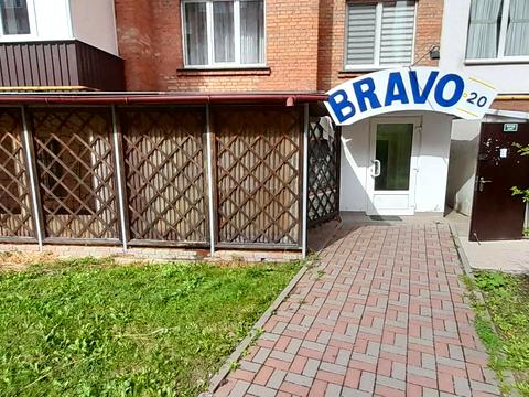 коммерческая по адресу Будівельників ул., 2