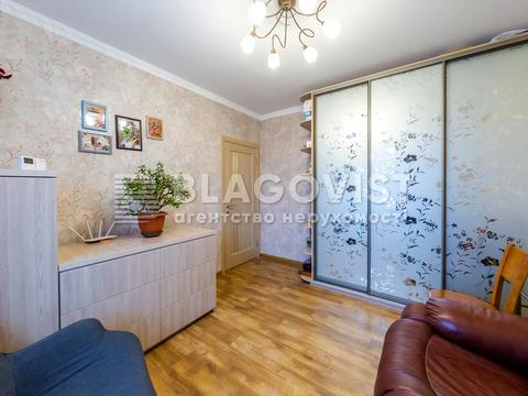 дом по адресу с. Осещина, Центральна