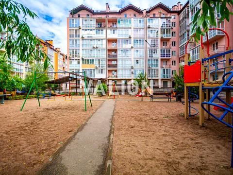квартира за адресою Академіка Лебедєва вул., 1