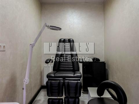 комерційна за адресою Метрологічна вул., 11-А