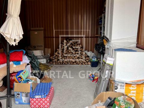 будинок за адресою Амосова, 15б