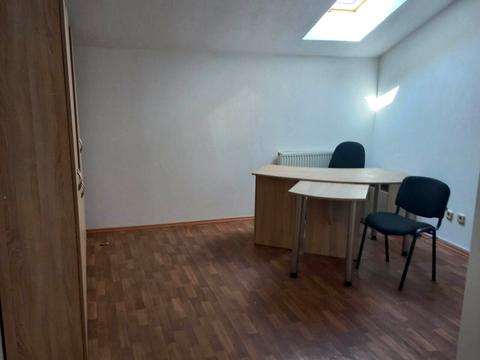 комерційна за адресою Зелена вул., 186