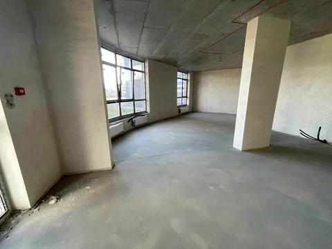 комерційна за адресою Воскресенська вул., 2-а