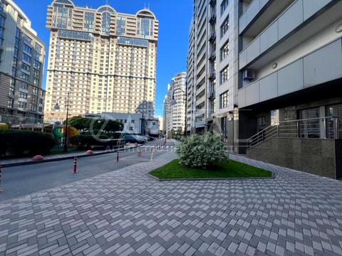 коммерческая по адресу Андрея Верхогляда ул. (Михайла Драгомирова), 1-20