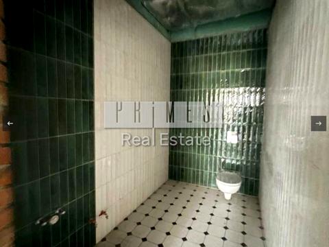 комерційна за адресою Прорізна вул., 3