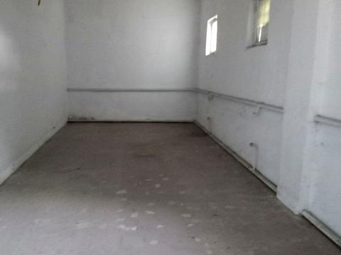 комерційна за адресою Чаплинська вул., 1