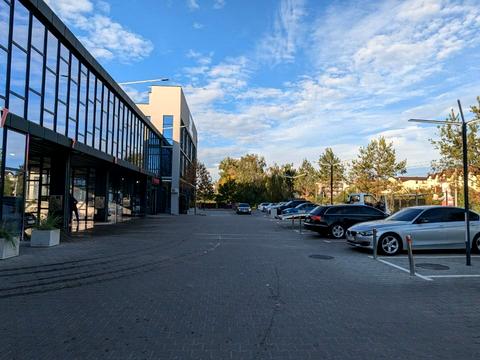 комерційна за адресою Рівне, Пасхальна, 28