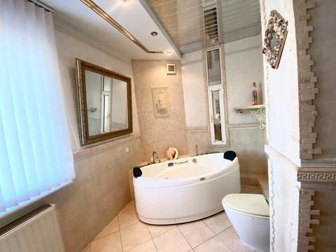 будинок за адресою Ветеранів вул.