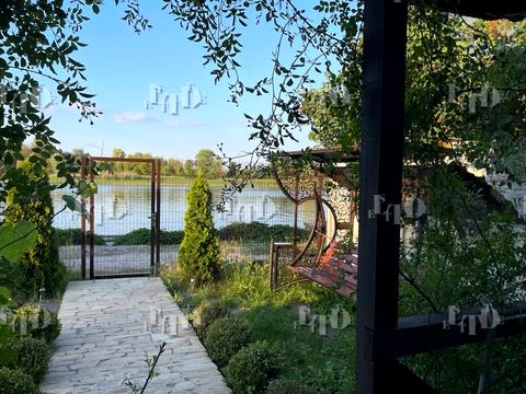 будинок за адресою Вишнева вул.