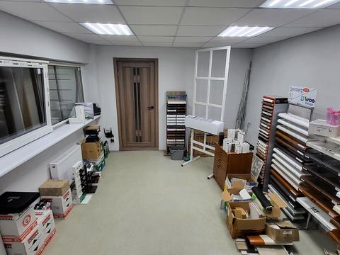 комерційна за адресою Шевченка вул., 37