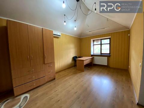 будинок за адресою Привітна вул., 21/2