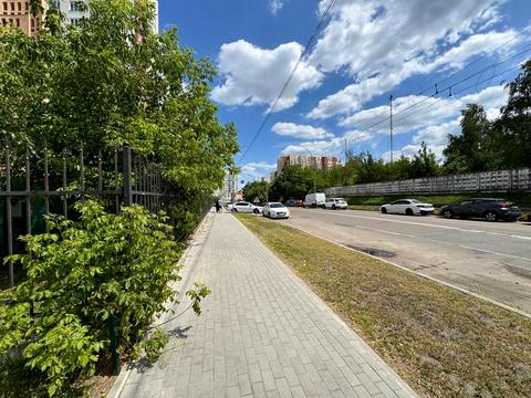 комерційна за адресою Федора Ернста вул., 3/2