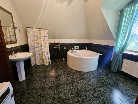 будинок за адресою Центральна вул. (Леніна), 257