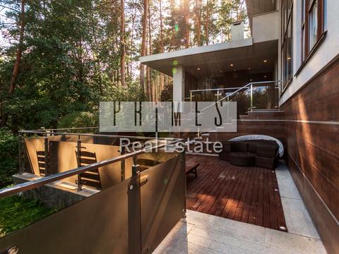 будинок за адресою Осіння