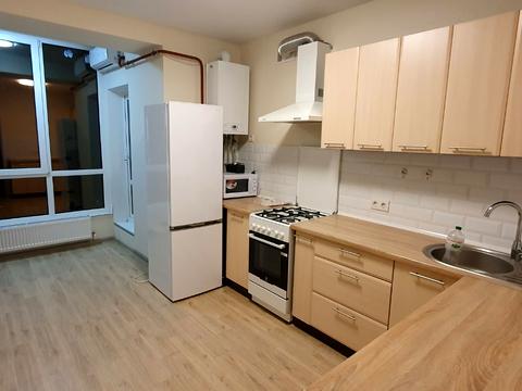 квартира за адресою Героїв Небесної Сотні просп., 18/8