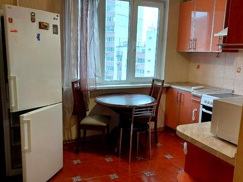 квартира за адресою Червоної Калини просп. (Володимира Маяковського), 1-Б