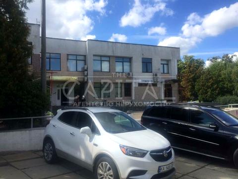 комерційна за адресою Лук'янівська вул., 1