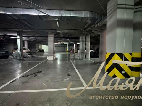паркомісце за адресою Саперне Поле вул., 3